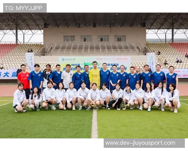 激情四溢的足球赛拉拉队口号集锦助力球队勇往直前展现青春风采